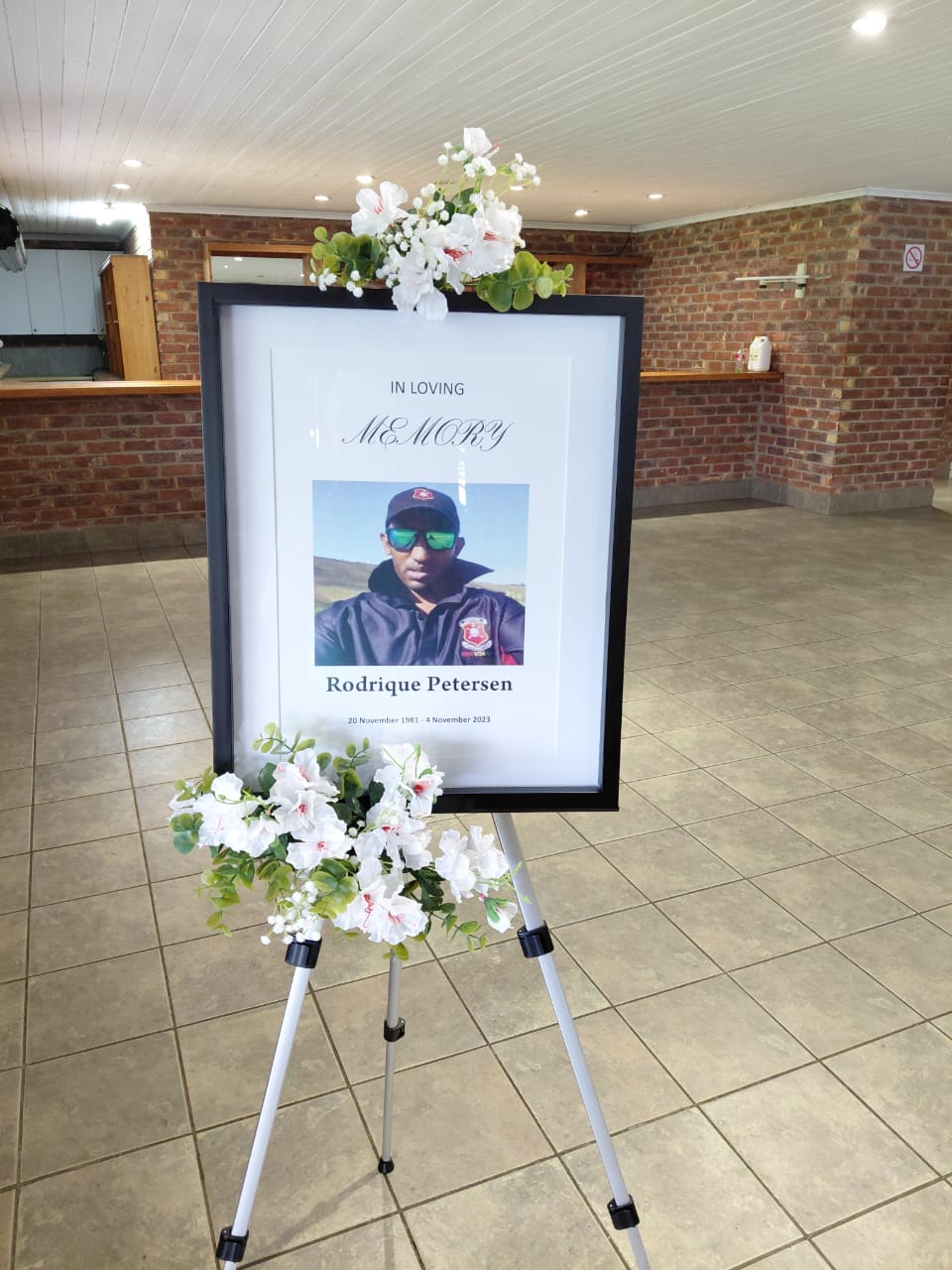 Hey Honey Memorial Decor